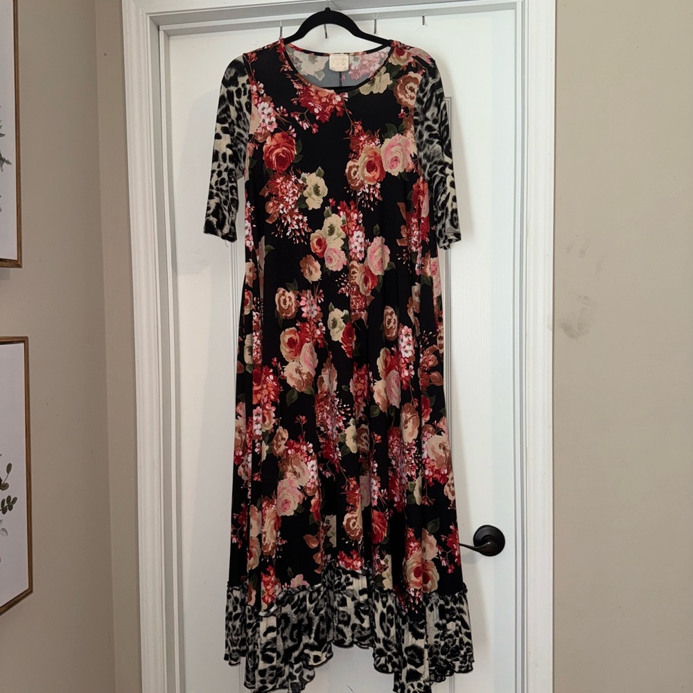 Multicolored A-Line Maxi Dress with 3/4 Sleeves